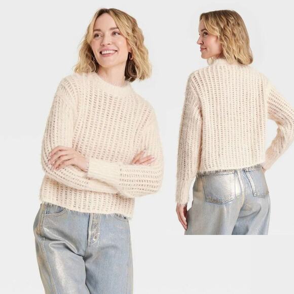 Universal Thread Sweaters - Universal Thread Women's Crewneck Openwork Pullover Sweater Cream Size XL